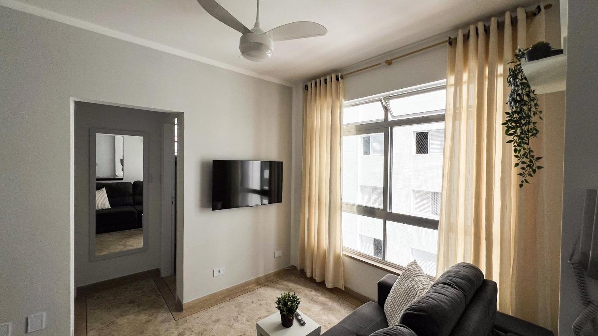 Apto Pitangueiras Com Wifi, Garagem, Roupas De Cama E Banho Apartment