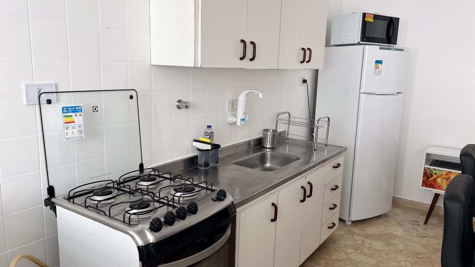 Apto Pitangueiras Com Wifi, Garagem, Roupas De Cama E Banho Apartment Guaruja