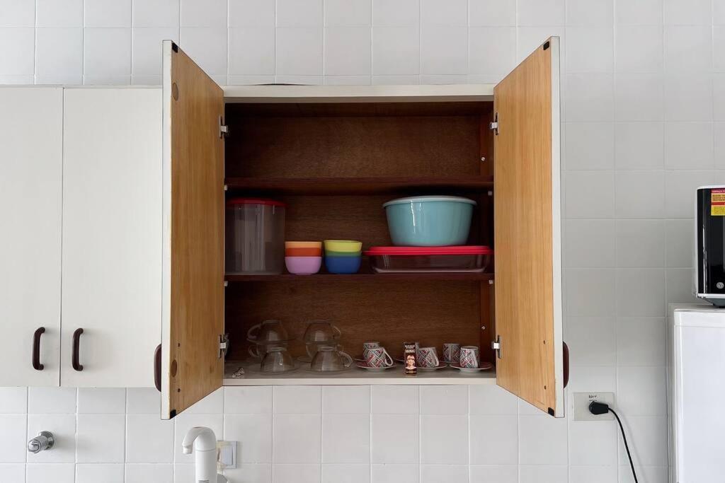 Apartment Apto Pitangueiras Com Wifi, Garagem, Roupas De Cama E Banho