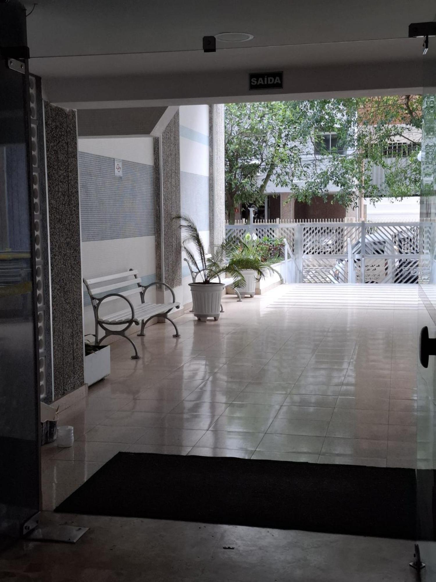Apto Pitangueiras Com Wifi, Garagem, Roupas De Cama E Banho Apartment